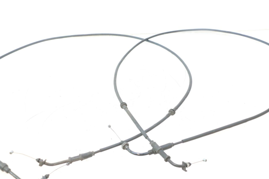 photo de CAVO DELL'ACCELERATORE PIAGGIO MP3 500 (2011 - 2015) - Dettagli dei punti di fissaggio
