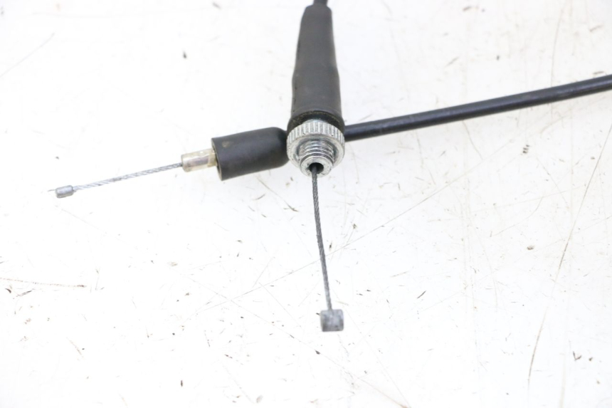 photo de CAVO DELL'ACCELERATORE APOLLO RFZ 125 - Zoom sullo stato d'uso