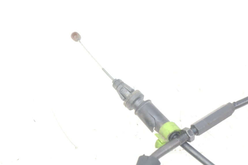 photo de CAVO DELL'ACCELERATORE PEUGEOT SATELIS 125 (2006 - 2009) - Zoom sullo stato d'uso