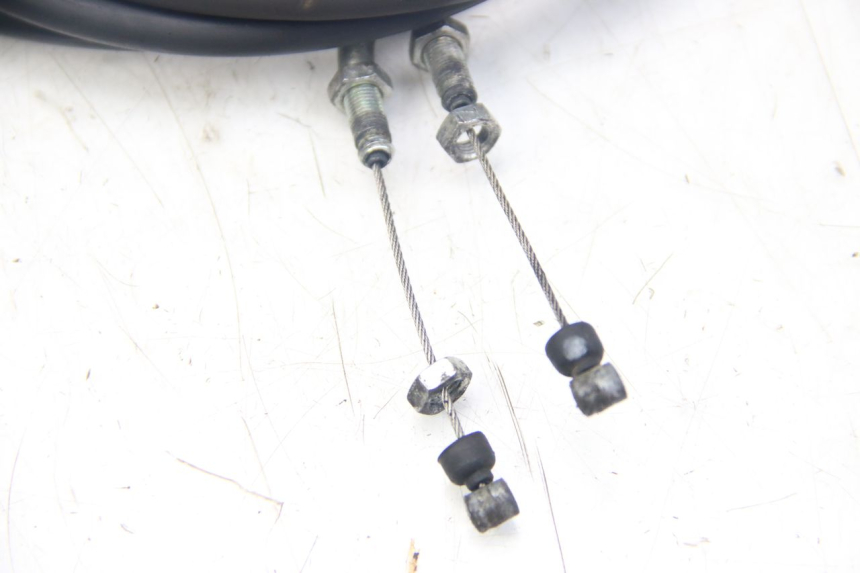 photo de CAVO DELL'ACCELERATORE YAMAHA XMAX X-MAX 125 (2006 - 2009) - Primo piano tecnico