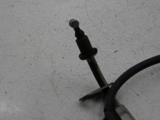 photo de Cavo dell'acceleratore YAMAHA YBR CUSTOM 125 (2008 - 2010) - Altra angolazione