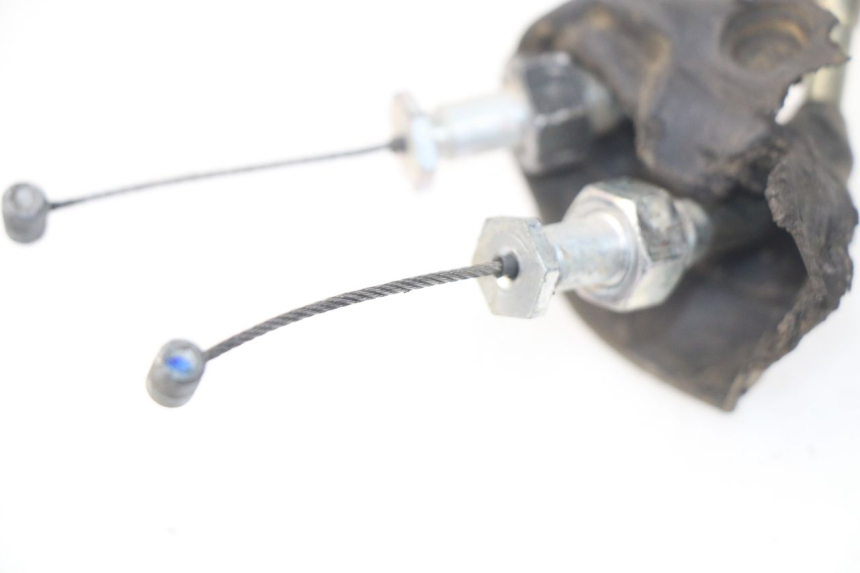 photo de CAVO ACCELERATORE YAMAHA YZ-F YZF 250 (2014 - 2018) - Dettagli dei punti di fissaggio