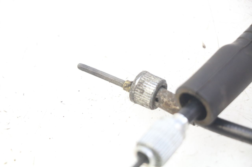 photo de CABLAGGIO CONTACHILOMETRI PEUGEOT KISBEE 2T 50 (2010 - 2017) - Primo piano tecnico