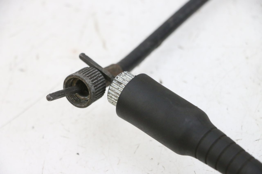 photo de CABLAGGIO CONTACHILOMETRI PEUGEOT KISBEE 4T 50 (2010 - 2017) - Primo piano tecnico