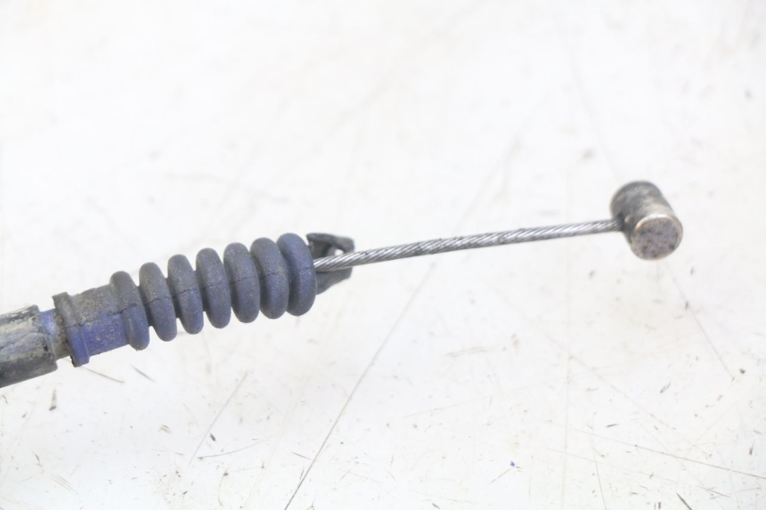 photo de CAVO FRIZIONE YAMAHA TTR 125 (2000 - 2020) - Primo piano tecnico