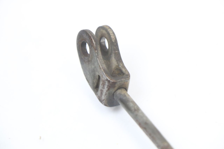 photo de CAVO FRENO POSTERIORE  YAMAHA DTLC 125 (1982 - 1987) - Primo piano tecnico