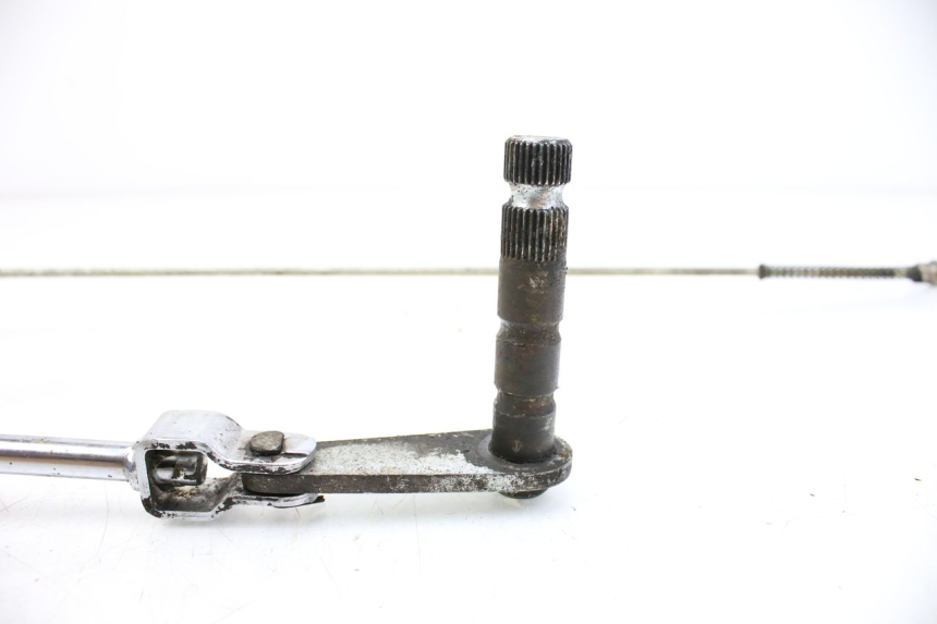 photo de CAVO DEL FRENO POSTERIORE SYM HUSKY 125 (1999 - 2005) - Dettagli dei punti di fissaggio