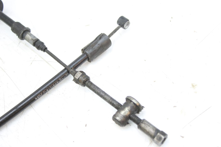 photo de CAVO DEL FRENO POSTERIORE APRILIA SCARABEO 100 (2003 - 2012) - Primo piano tecnico