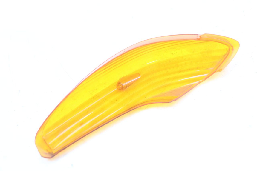 photo de COPERCHI INDICATORE DIREZIONE DESTRA POSTERIORE HONDA NES AROBASE 125 (2000 - 2003) - Primo piano tecnico