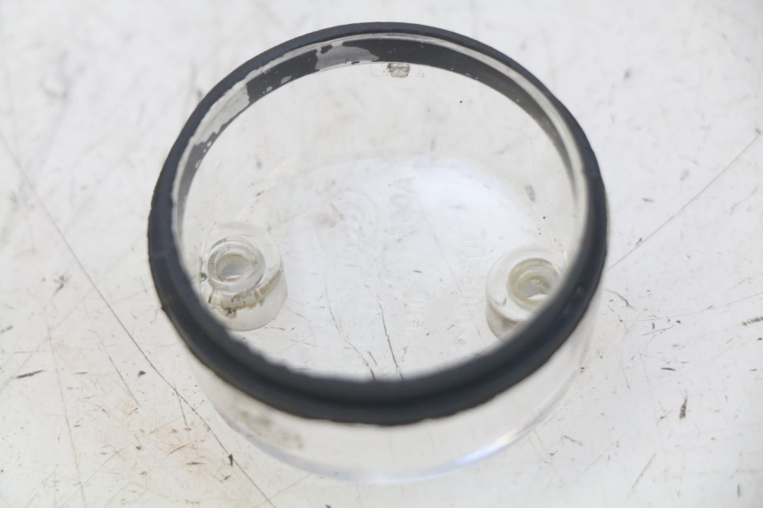 photo de COPERCHIO FRECCIA POSTERIORE DESTRO SYM ORBIT 2 4T 50 (2018 - 2022) - Altra angolazione