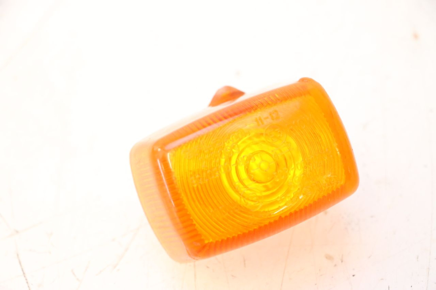 photo de COPERCHI INDICATORE DIREZIONE DESTRA POSTERIORE YAMAHA SLIDER 50 (1999 - 2004) - Zoom sullo stato d'uso