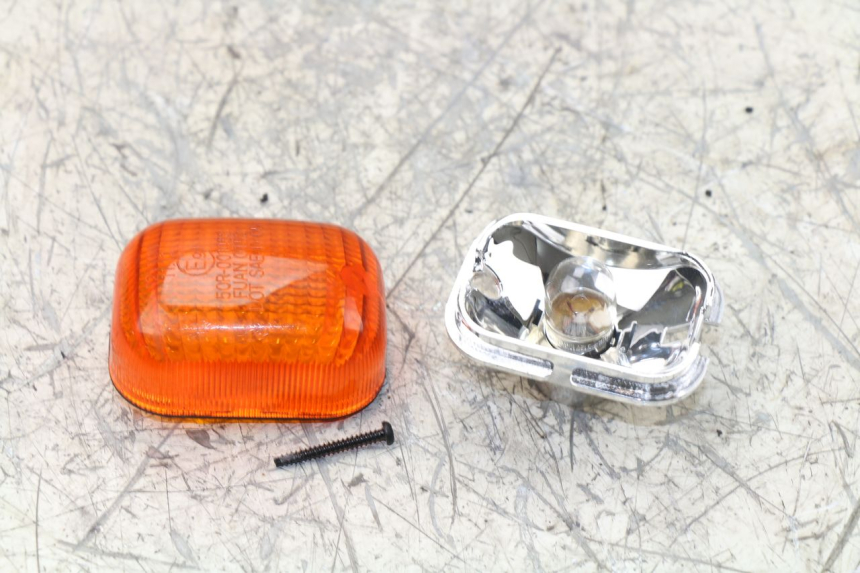 photo de COPERCHIO FRECCIA POSTERIORE DESTRA YAMAHA BW'S BWS 125 (2010 - 2013) - Vista principale