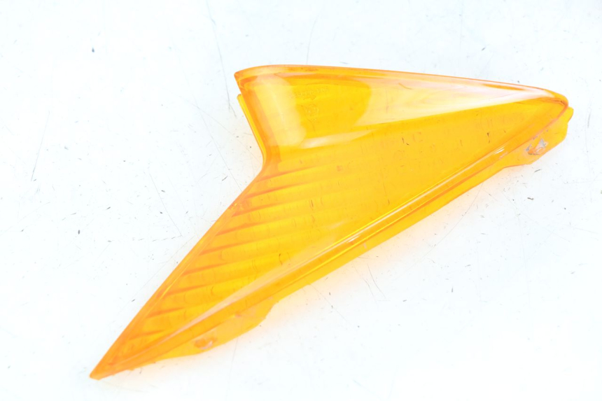 photo de COPERCHIO FRECCIA POSTERIORE SINISTRO HONDA SCV LEAD 100 (2003 - 2007) - Altra angolazione