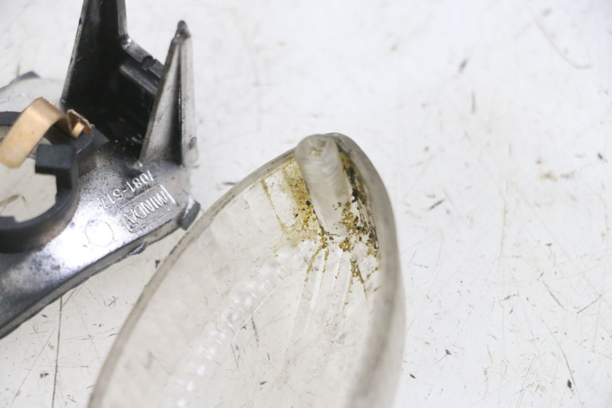 photo de COPERCHI INDICATORE DIREZIONE DESTRA ANTERIORE PIAGGIO MP3 LT 300 (2010 - 2016) - Primo piano tecnico