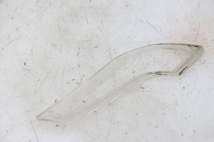 photo de COPERCHI INDICATORE DIREZIONE DESTRA ANTERIORE PEUGEOT VIVACITY NEW 2T 50 (2008 - 2017) - Zoom sullo stato d'uso