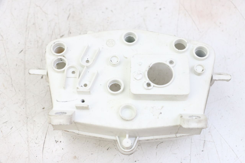 photo de COPERCHIO CONTACHILOMETRI PEUGEOT KISBEE 4T 50 (2018 - 2022) - Primo piano tecnico