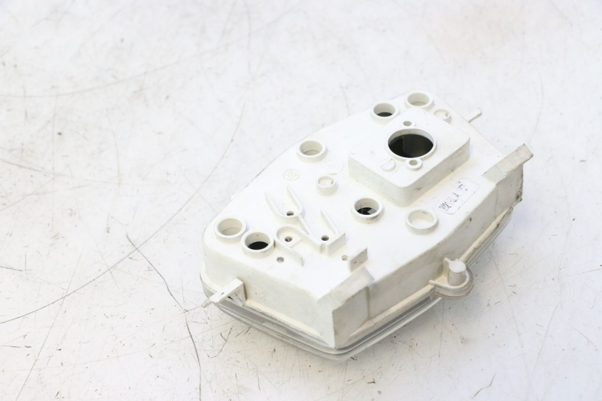 photo de COPERCHIO CONTACHILOMETRI PEUGEOT KISBEE 4T 50 (2018 - 2022) - Stato della superficie e materiale