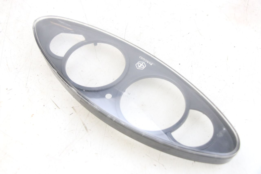 photo de COPERCHIO CONTACHILOMETRI PIAGGIO X9 125 (2000 - 2003) - Primo piano tecnico