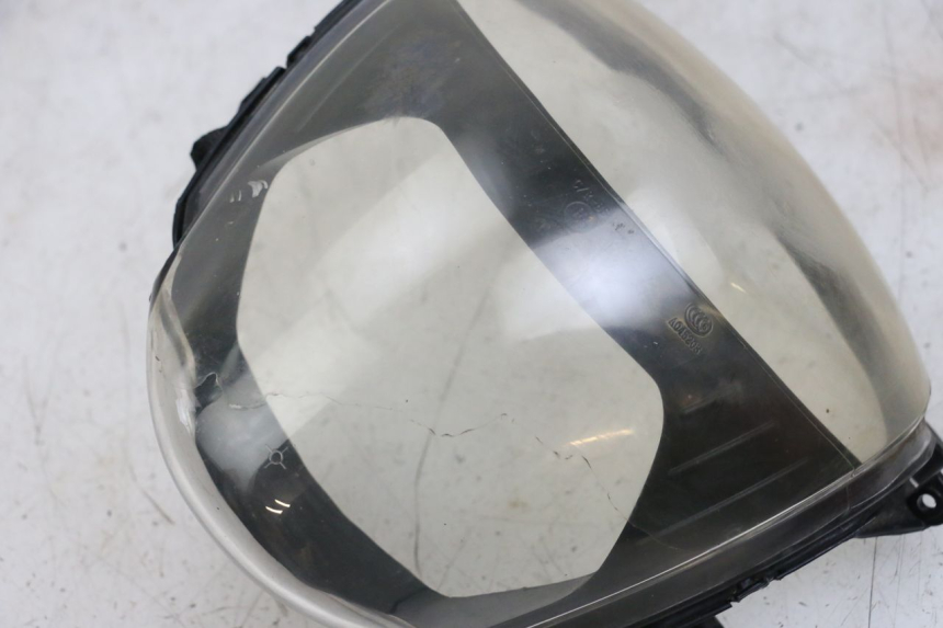 photo de CONTACHILOMETRI GEMMA PIAGGIO ZIP 2T 50 (2009 - 2019) - Dettagli dei punti di fissaggio