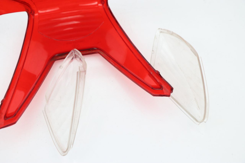 photo de Fanale posteriore REVATTO FUTURA GT 125 (2006 - 2008) - Stato della superficie e materiale