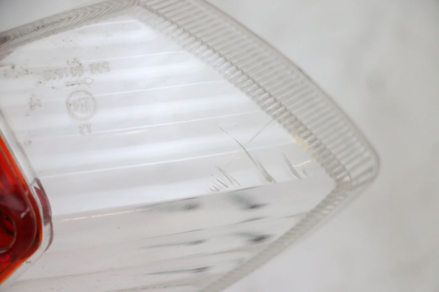 photo de STOP FANALE GEMMA PEUGEOT KISBEE 4T 50 (2010 - 2017) - Zoom sullo stato d'uso