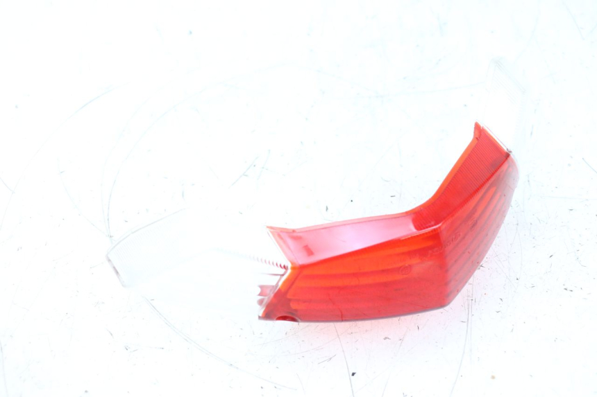 photo de STOP FANALE GEMMA PEUGEOT KISBEE 4T 50 (2018 - 2022) - Dettagli dei punti di fissaggio