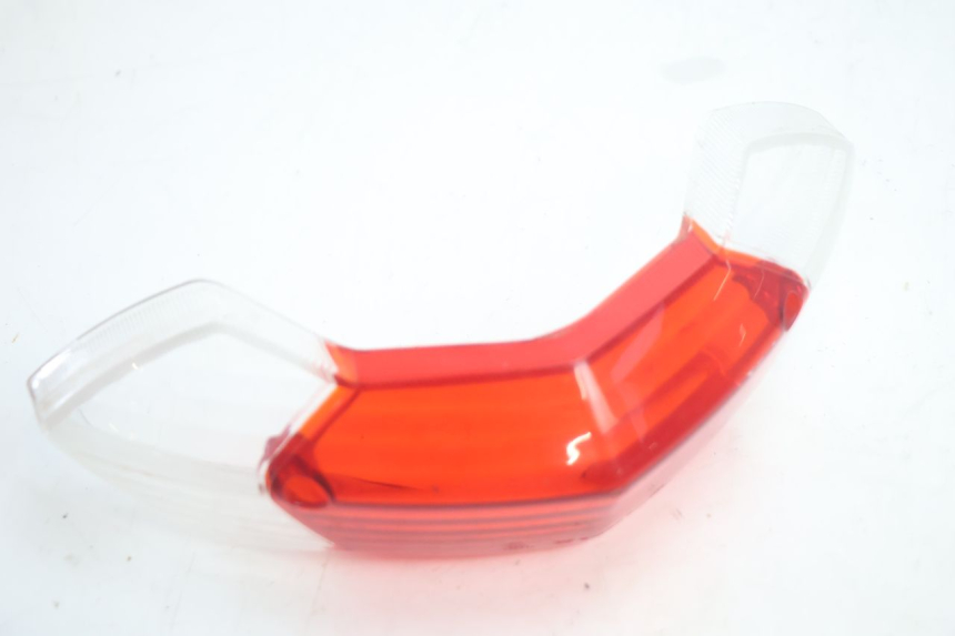 photo de STOP FANALE GEMMA PEUGEOT KISBEE 4T 50 (2010 - 2017) - Stato della superficie e materiale