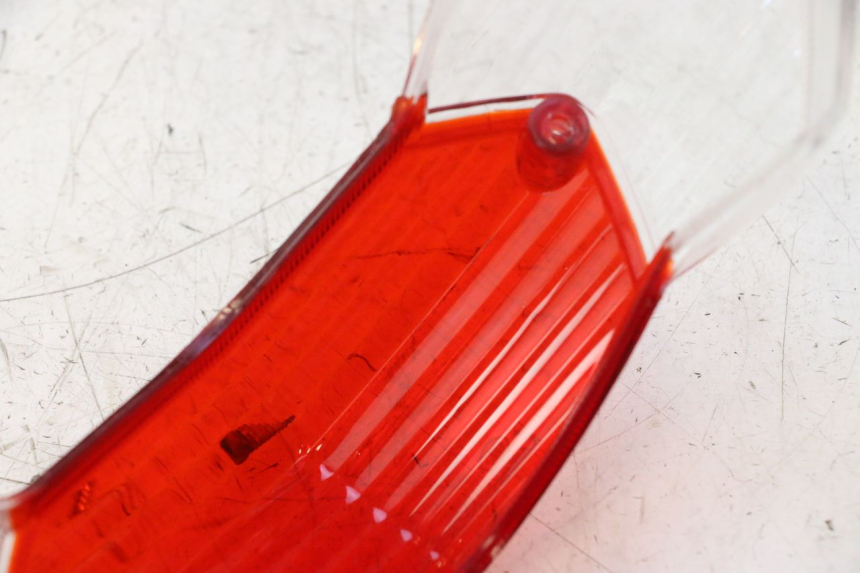 photo de STOP FANALE GEMMA PEUGEOT KISBEE 4T 50 (2018 - 2022) - Stato della superficie e materiale