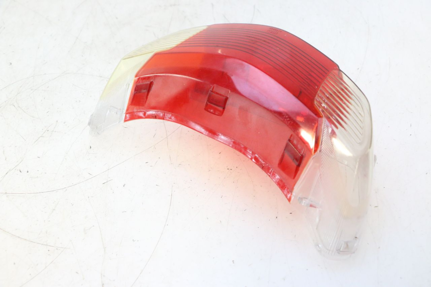 photo de COPERCHIO FANALE POSTERIORE JM MOTORS SANTANA 50 (2014 - 2023) - Marcature e riferimenti originali