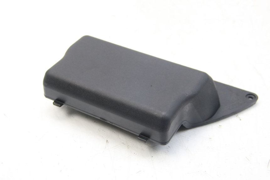 photo de COPERCHIO BATTERIA PIAGGIO BEVERLY 125 (2010 - 2015) - Vista principale