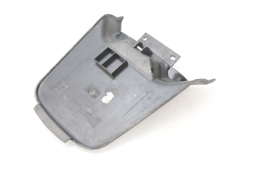 photo de COPERCHIO BATTERIA MBK BOOSTER SPIRIT 50 (2004 - 2017) - Dettaglio del componente