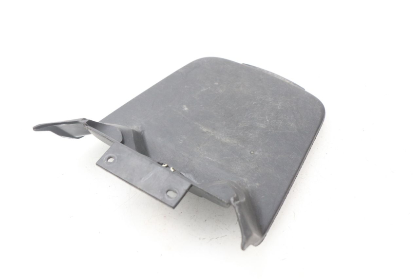 photo de COPERCHIO BATTERIA MBK BOOSTER SPIRIT 50 (2004 - 2017) - Zoom sullo stato d'uso