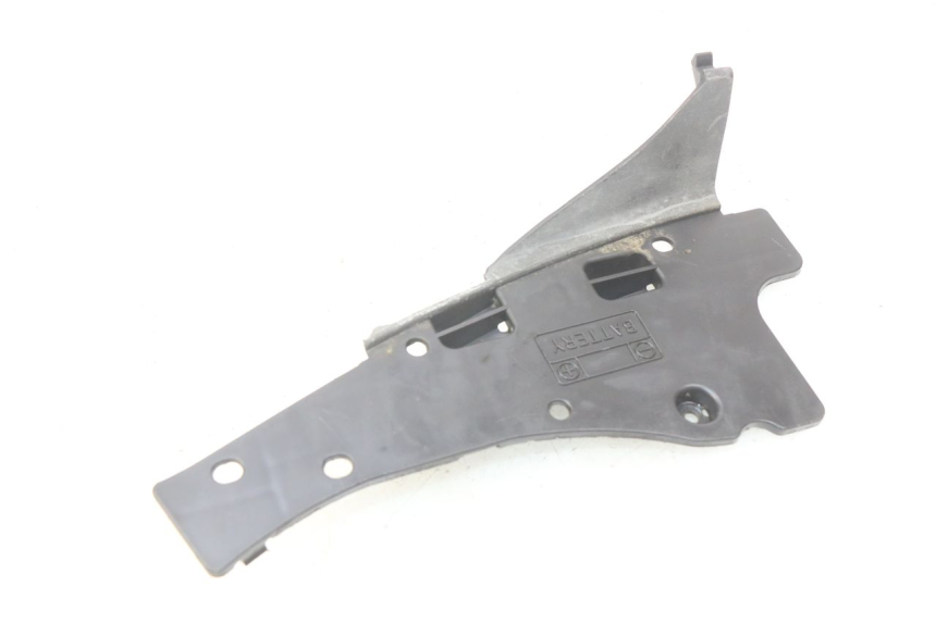 photo de COPERCHIO BATTERIA SUZUKI BURGMAN 125 (2007 - 2014) - Vista principale