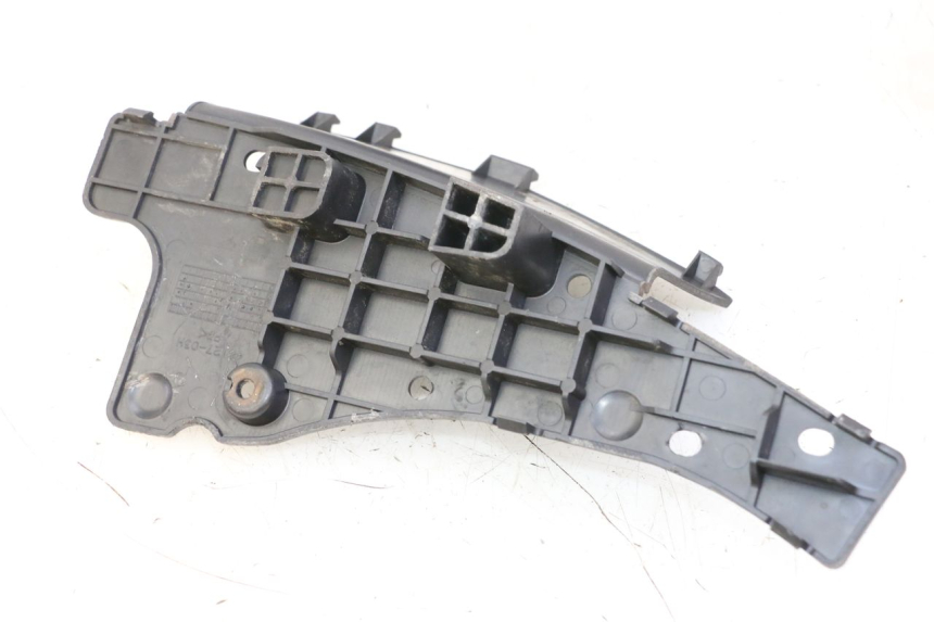 photo de COPERCHIO BATTERIA SUZUKI BURGMAN 125 (2007 - 2014) - Zoom sullo stato d'uso