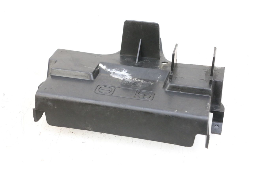 photo de BATTERIA COPERCHIO SUZUKI BURGMAN EXECUTIVE ABS 650 (2006 - 2012) - Zoom sullo stato d'uso