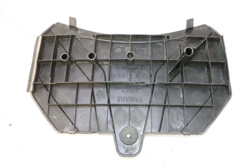 photo de COPERCHIO BATTERIA YAMAHA BW'S BWS 125 (2010 - 2013) - Dettaglio del componente