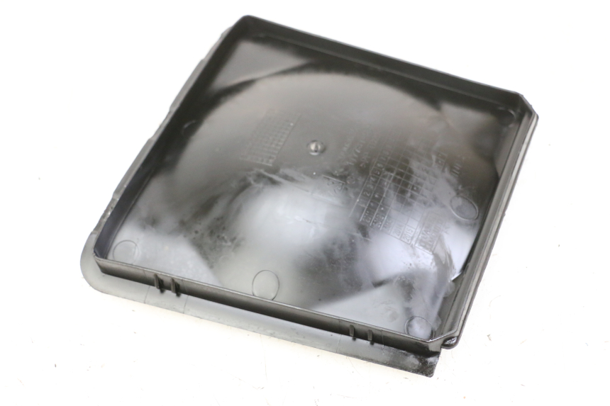 photo de BATTERIA COPERCHIO PEUGEOT CITYSTAR 125 (2011 - 2017) - Zoom sullo stato d'uso