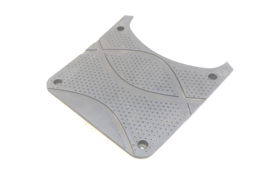 photo de COPERCHIO BATTERIA SYM CROX 4T 50 (2016 - 2023) - Vista principale