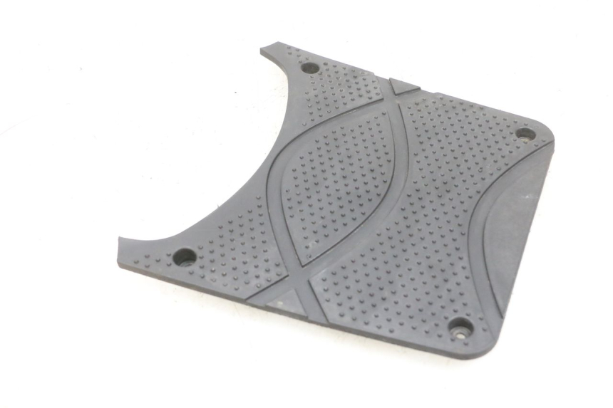 photo de COPERCHIO BATTERIA SYM CROX 4T 50 (2016 - 2023) - Zoom sullo stato d'uso