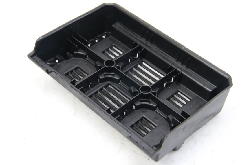 photo de COPERCHIO BATTERIA PEUGEOT E-VIVACITY 1 (2012 - 2018) - Zoom sullo stato d'uso