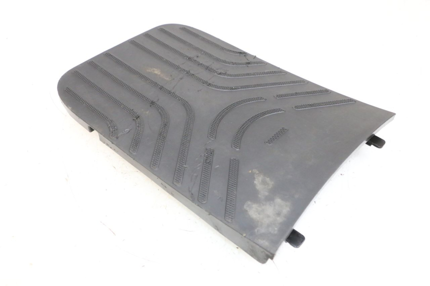 photo de BATTERIA COPERCHIO SEGWAY NINEBOT E125S 1 (2022 - 2026) - Primo piano tecnico