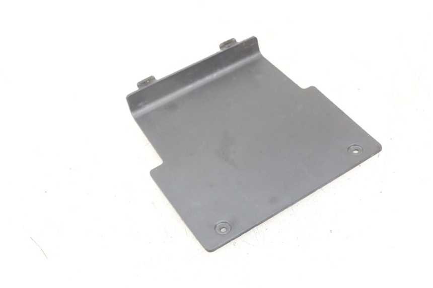 photo de COPERCHIO BATTERIA SYM FIDDLE 3 III 125 (2014 - 2020) - Altra angolazione