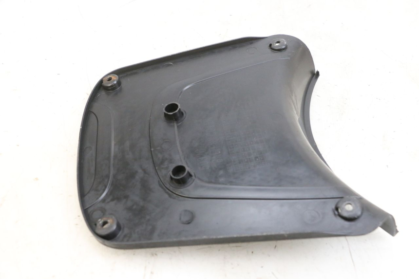 photo de COPERCHIO BATTERIA SYM FIDDLE 3 III 125 (2014 - 2020) - Altra angolazione