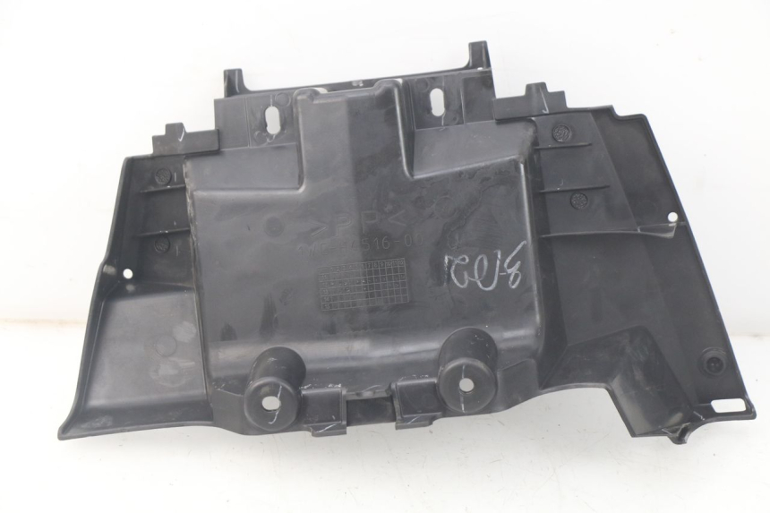 photo de COPERCHIO BATTERIA MBK FLIPPER 115 (2013 - 2017) - Dettaglio del componente