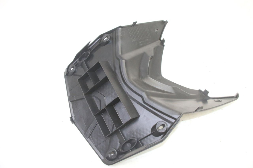 photo de COPERCHIO BATTERIA SYM JET 14 4T 50 (2018 - 2022) - Primo piano tecnico