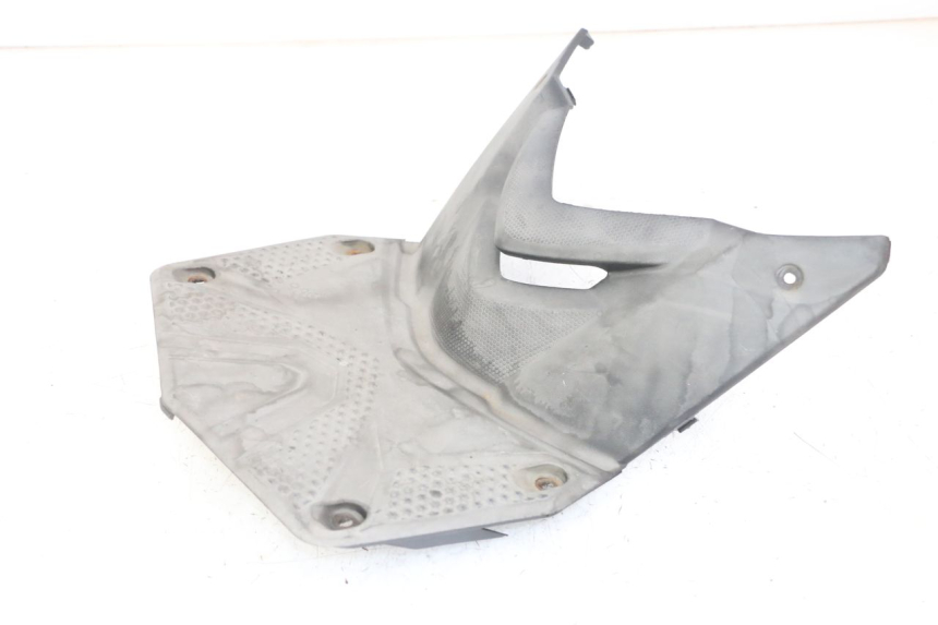 photo de COPERCHIO BATTERIA SYM JET 14 4T 50 (2018 - 2022) - Altra angolazione