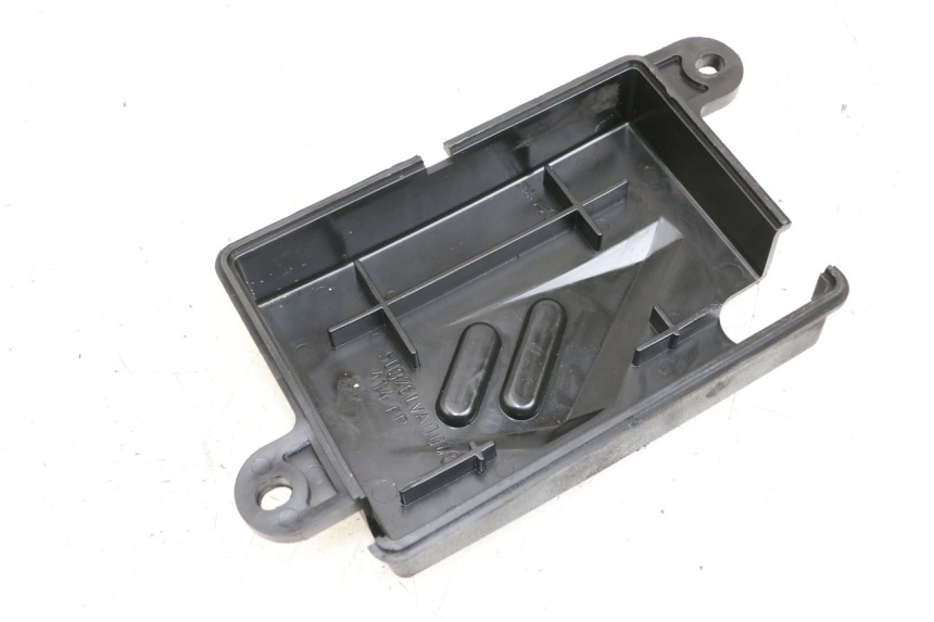 photo de BATTERIA COPERCHIO SYM JOYRIDE EVO 125 (2009 - 2016) - Dettaglio del componente