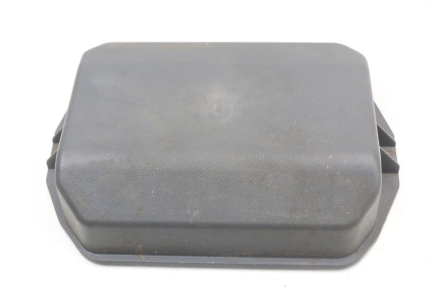 photo de COPERCHIO BATTERIA PIAGGIO LIBERTY 4T 50 (2004 - 2008) - Vista principale