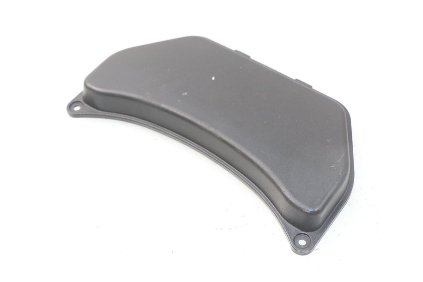 photo de COPERCHIO BATTERIA PIAGGIO LIBERTY IGET 4T 50 (2015 - 2020) - Zoom sullo stato d'uso