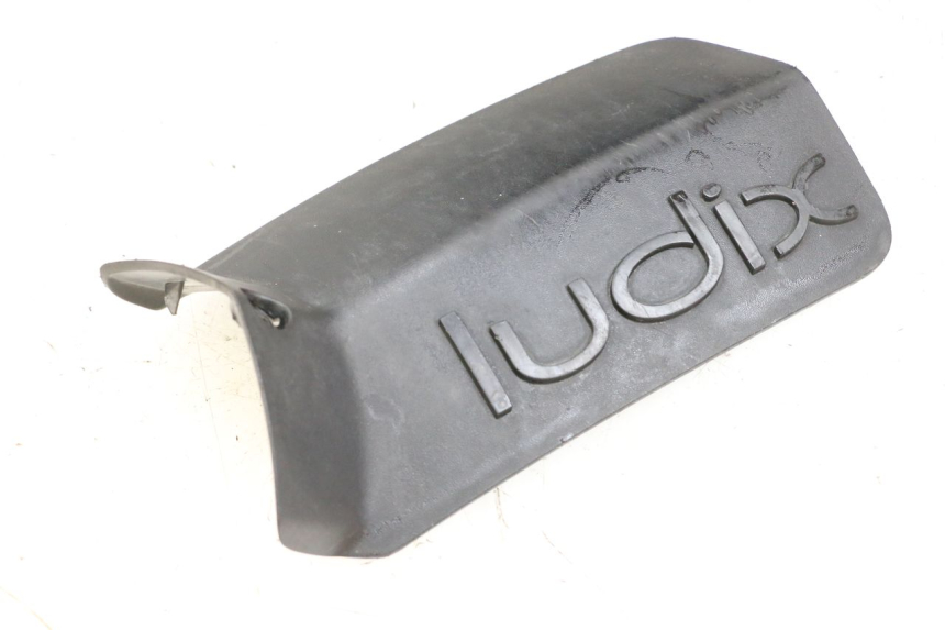photo de COPERCHIO DELLA BATTERIA PEUGEOT LUDIX 50 (2005 - 2007) - Vista principale